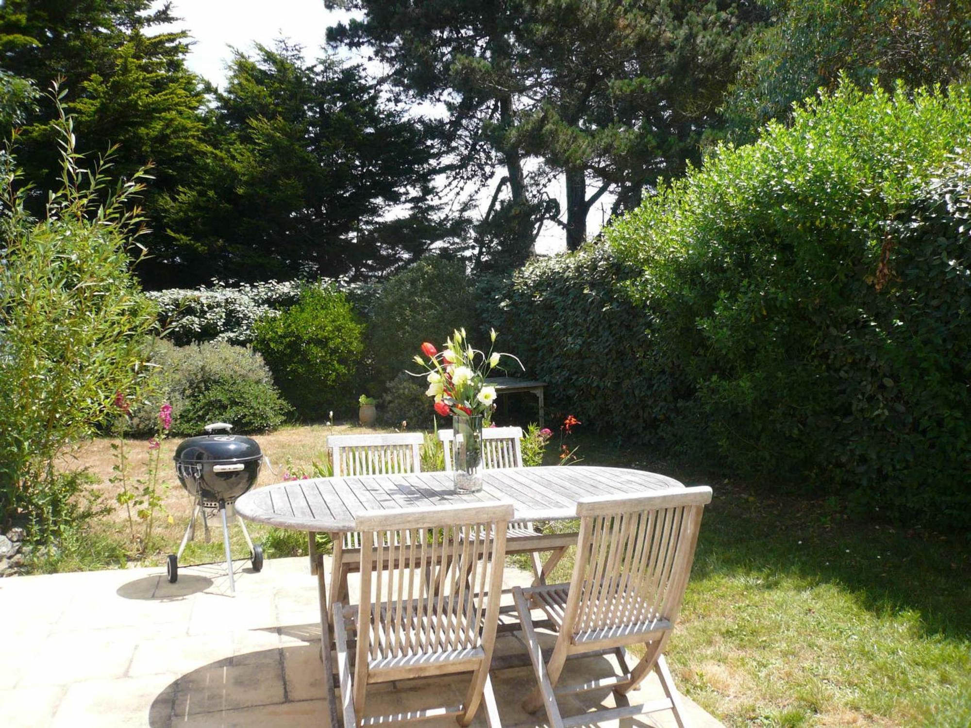 Charmante Maison A Sauzon Avec Grand Jardin, Proche Commerces Et Plage - Fr-1-418-82 Экстерьер фото